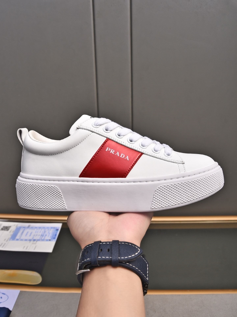 Pra*a casual shoes